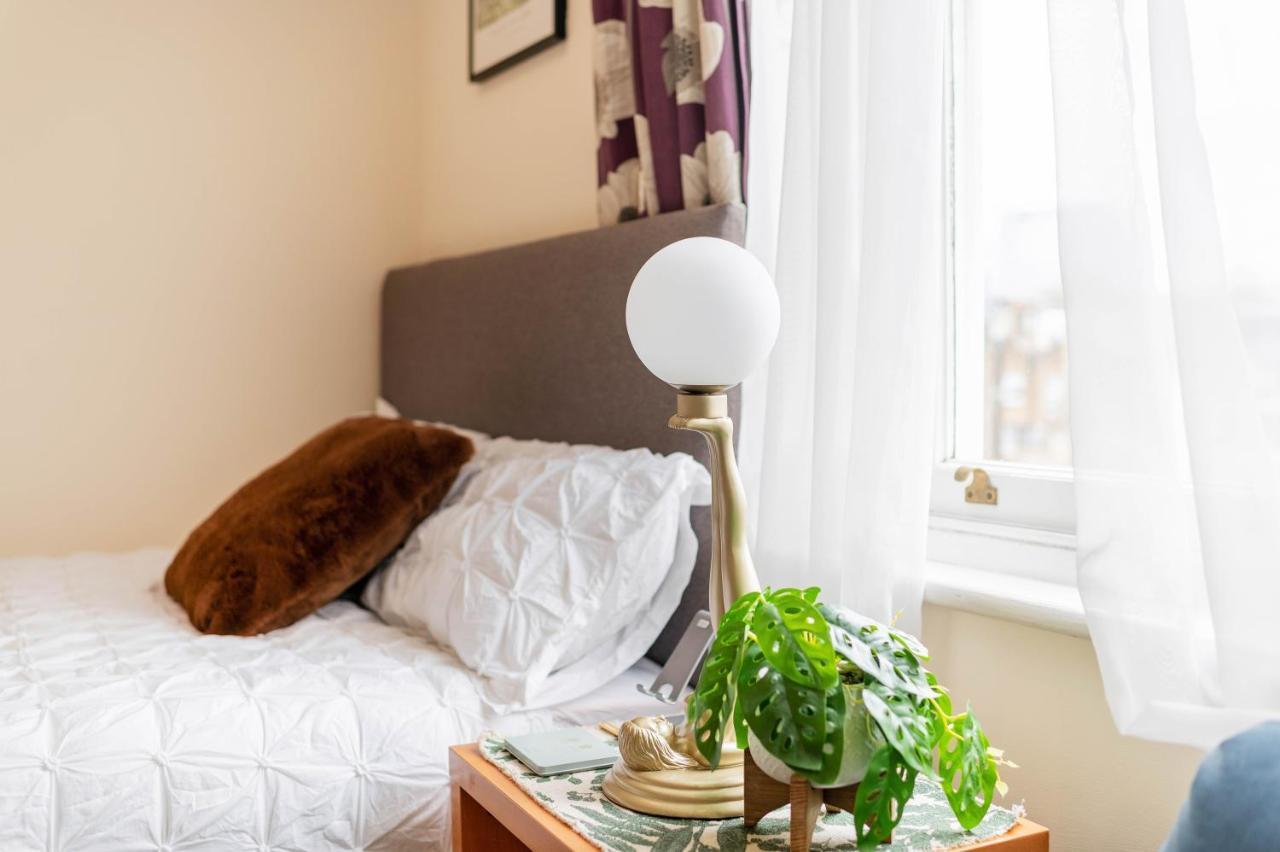 Elegant Art Deco Whole Apartment - 2Mins To Hyde Park, 8Mins To Bayswater, Nottinghill, Paddington London Luaran gambar